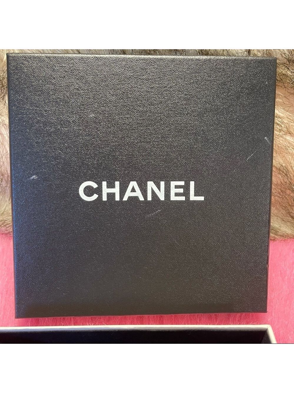 Chanel ❤️ with box - Picture 3 of 9